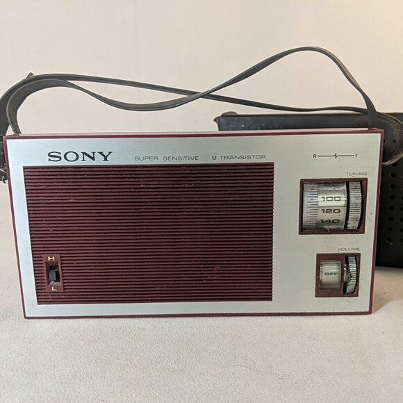 Sony 6R-11 9 Transistor Super Sensitive Radio Vintage Red TESTED WORKING Case - Picture 2 of 16